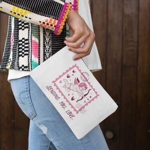 Sending you love Zipper pouch  for makeup